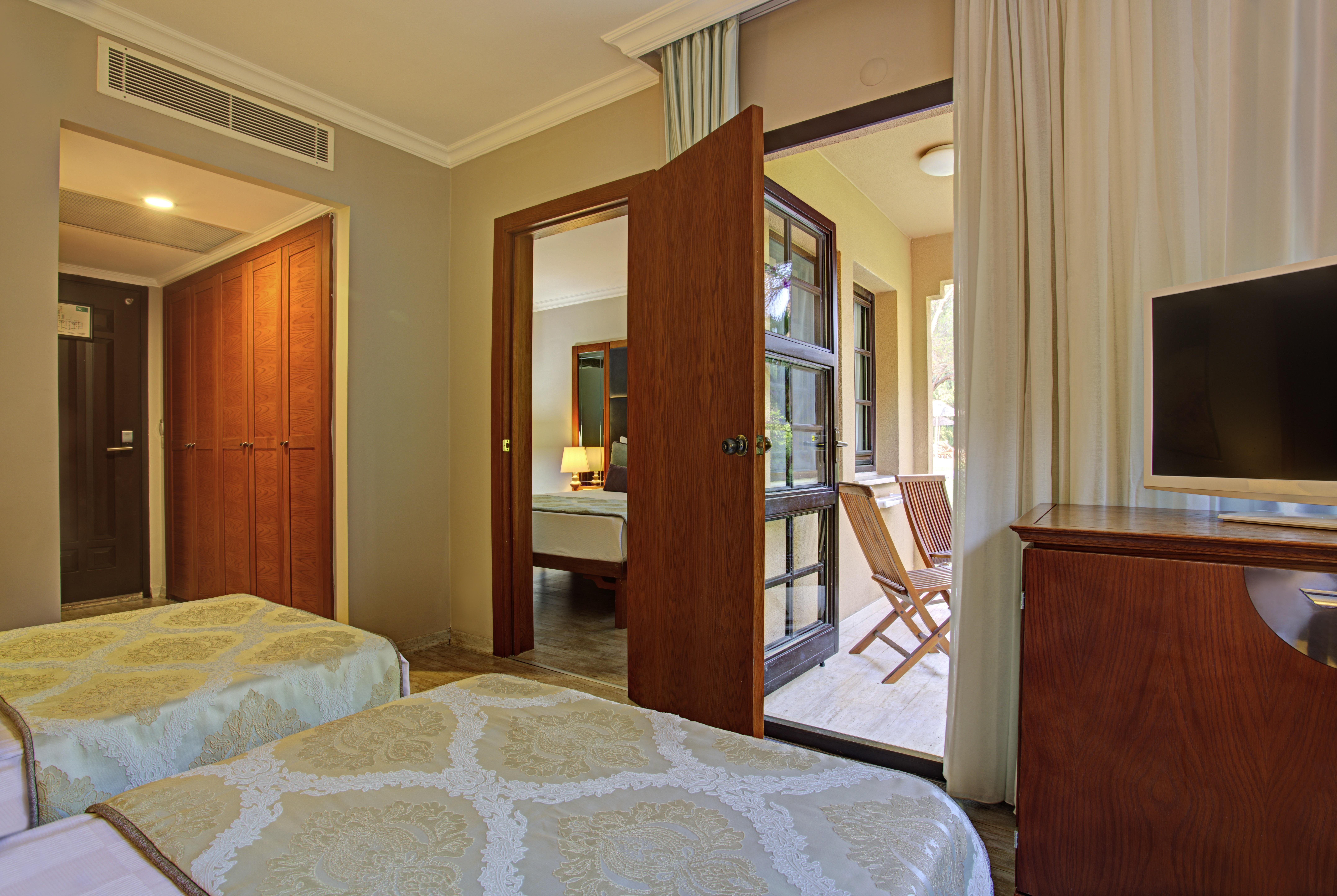 Asteria Family Resort Belek Αττάλεια Εξωτερικό φωτογραφία A room at the hotel