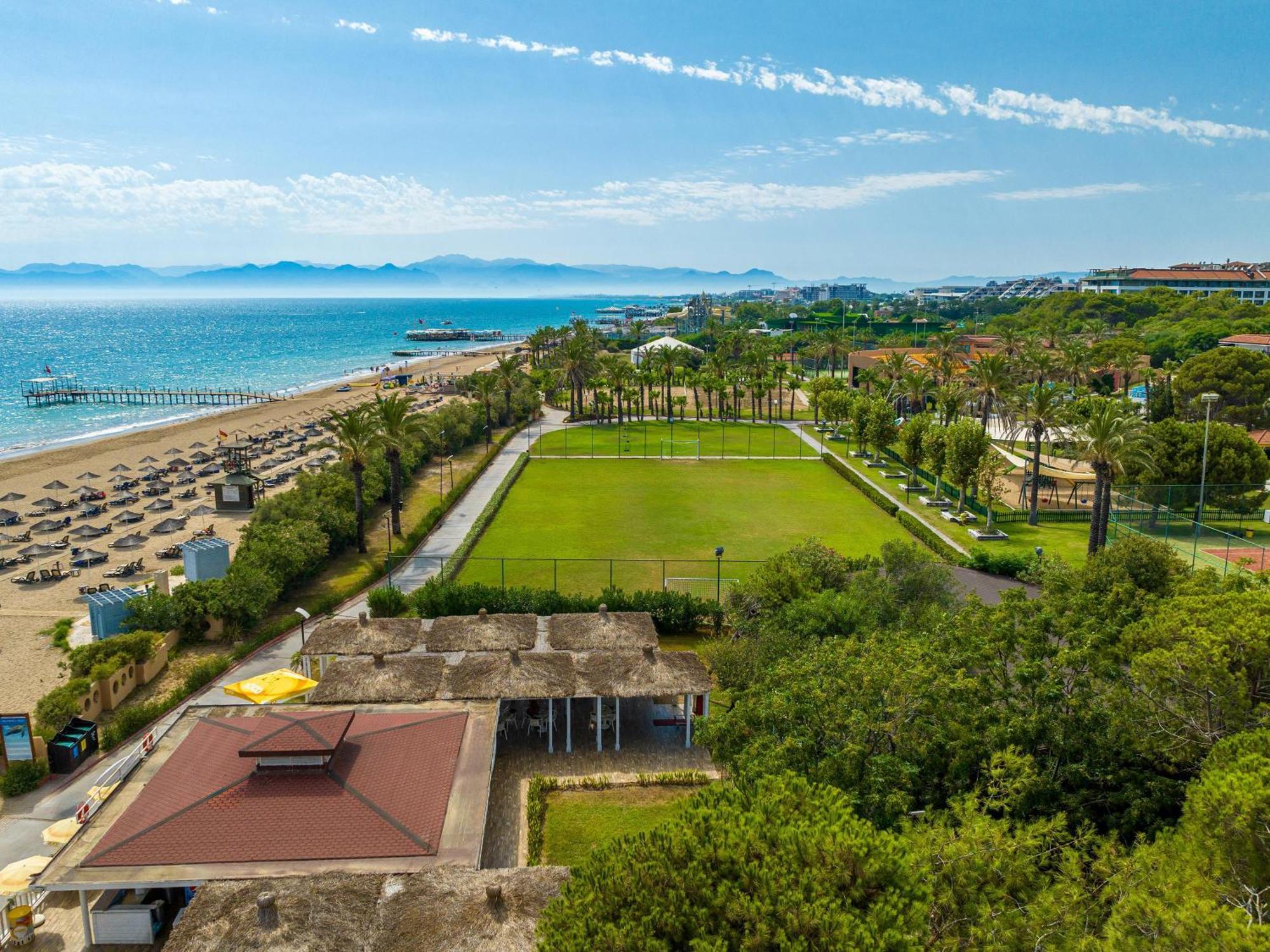 Asteria Family Resort Belek Αττάλεια Εξωτερικό φωτογραφία The club's training ground