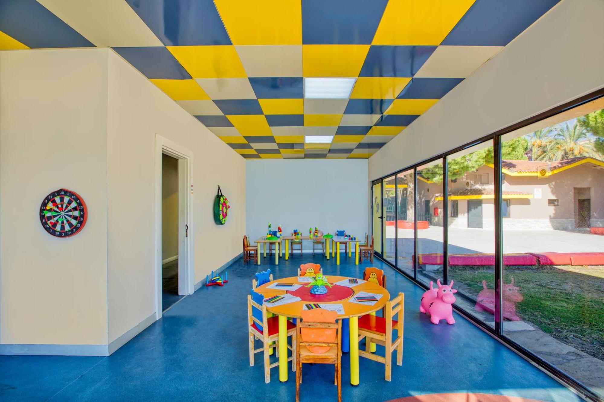 Asteria Family Resort Belek Αττάλεια Εξωτερικό φωτογραφία Kindergarten